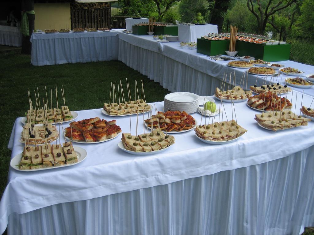 Agriturismo Ristorante Albachiara Villa Carpeneto Luaran gambar